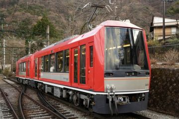 7月30日(日）親子で楽しむ箱根登山電車の見学。乗務員の体験やケーブルカーの運転設備などをみてみよう！