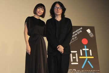 岩井俊二監督劇場長編映画第１作『Love Letter』で、中山美穂は多数の女優賞に輝いた