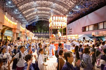 地元の人々と〝絆〟を育んできた「アークヒルズ 秋祭り」今年は赤坂氷川神社の宮神輿・山車が出現する！