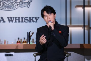 ニッカウヰスキーの創業９０周年を記念した大人のスポット、「THE NIKKA WHISKY TOKYO」がオープン！アンバサダーは、「バーが似合う男になりたかった」福山雅治さん